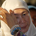 HOT : WAN AZIZAH KECEWA BILA NIAT MURNI SUAMINYA UNTUK MENDAMAIKAN ISRAEL DAN PALESTIN DI SALAH ERTIKAN???