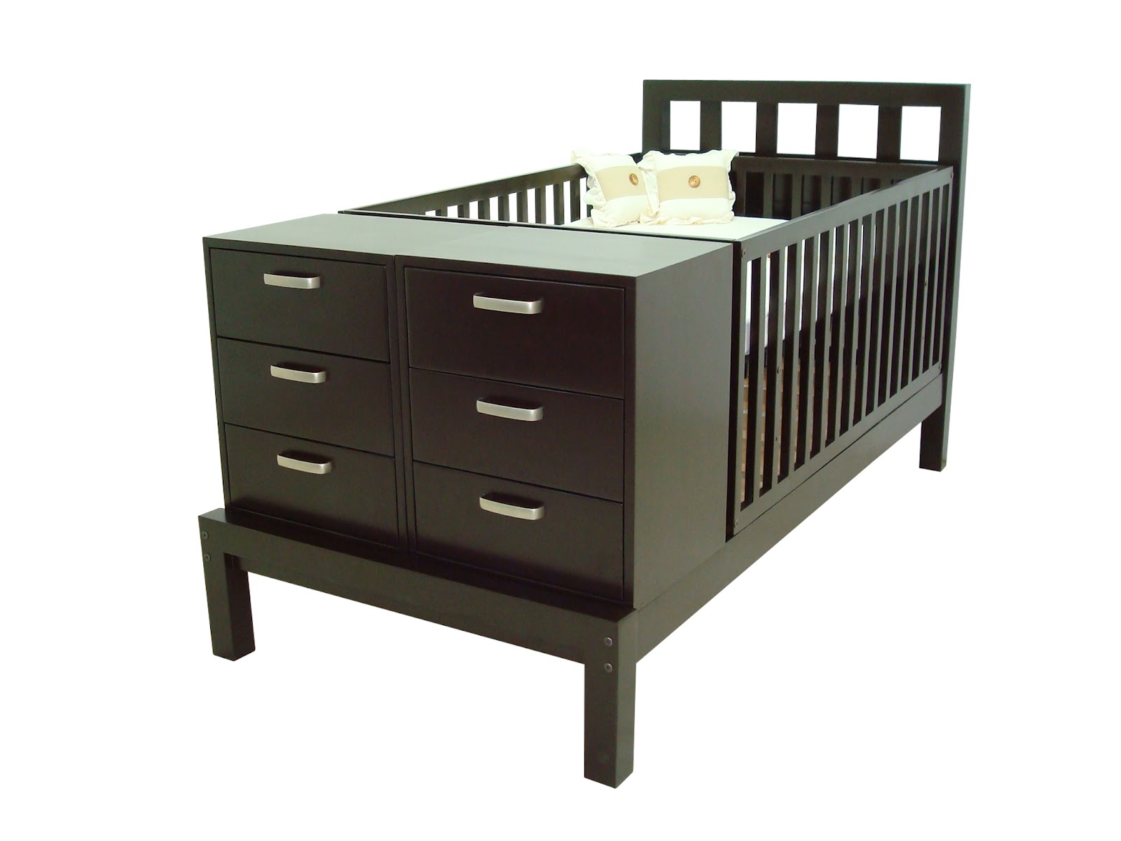 Cuna convertible en cama - YouTube