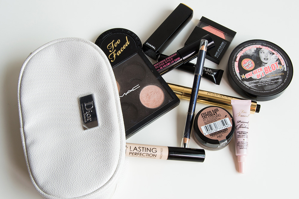 Travel Make Up