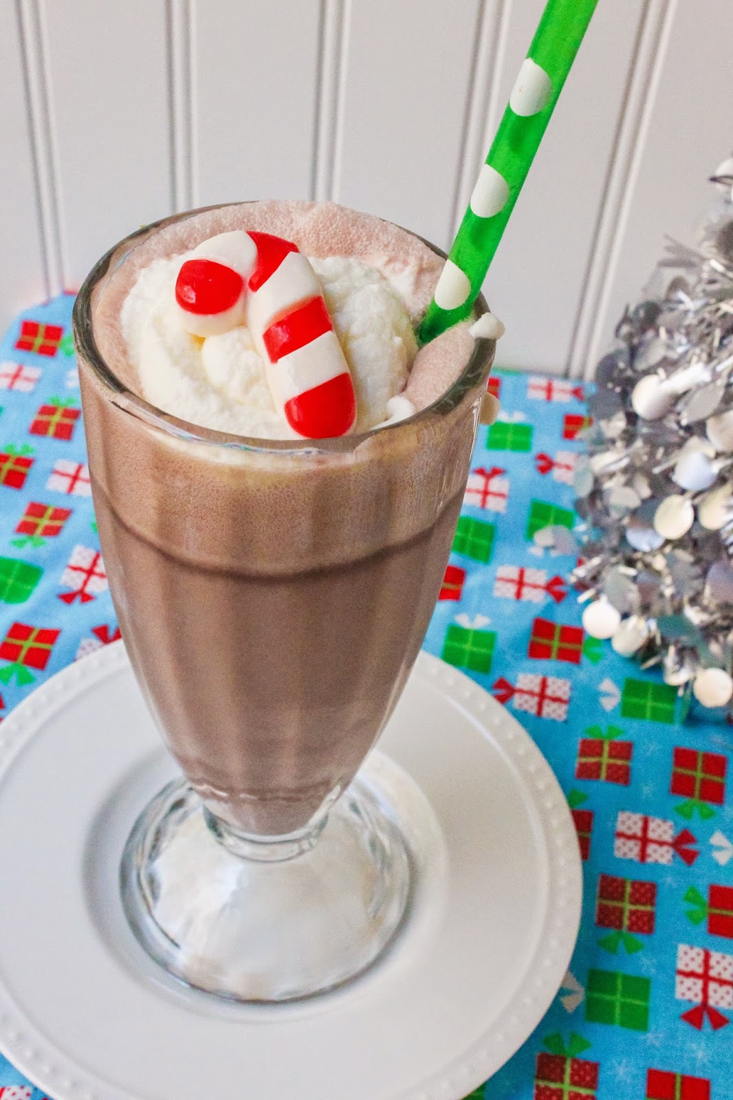 frozen hot chocolate vs chocolate milk kasey s kitchen peppermint frozen hot chocolate recipe frozen hot chocolate vs chocolate milk kasey s kitchen peppermint frozen hot chocolate recipe