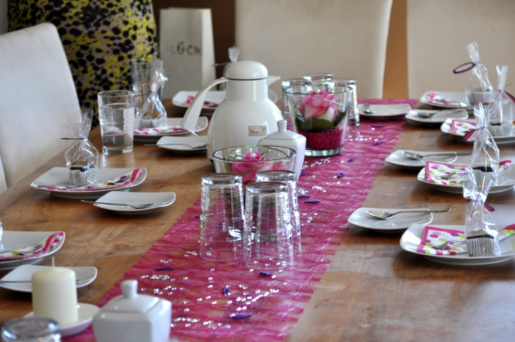 wohnzimmer deko pink:Da in unserem Wohnzimmer sonst Naturtöne vorherrschen, musste für wohnzimmer deko pink:Da in unserem Wohnzimmer sonst Naturtöne vorherrschen, musste für