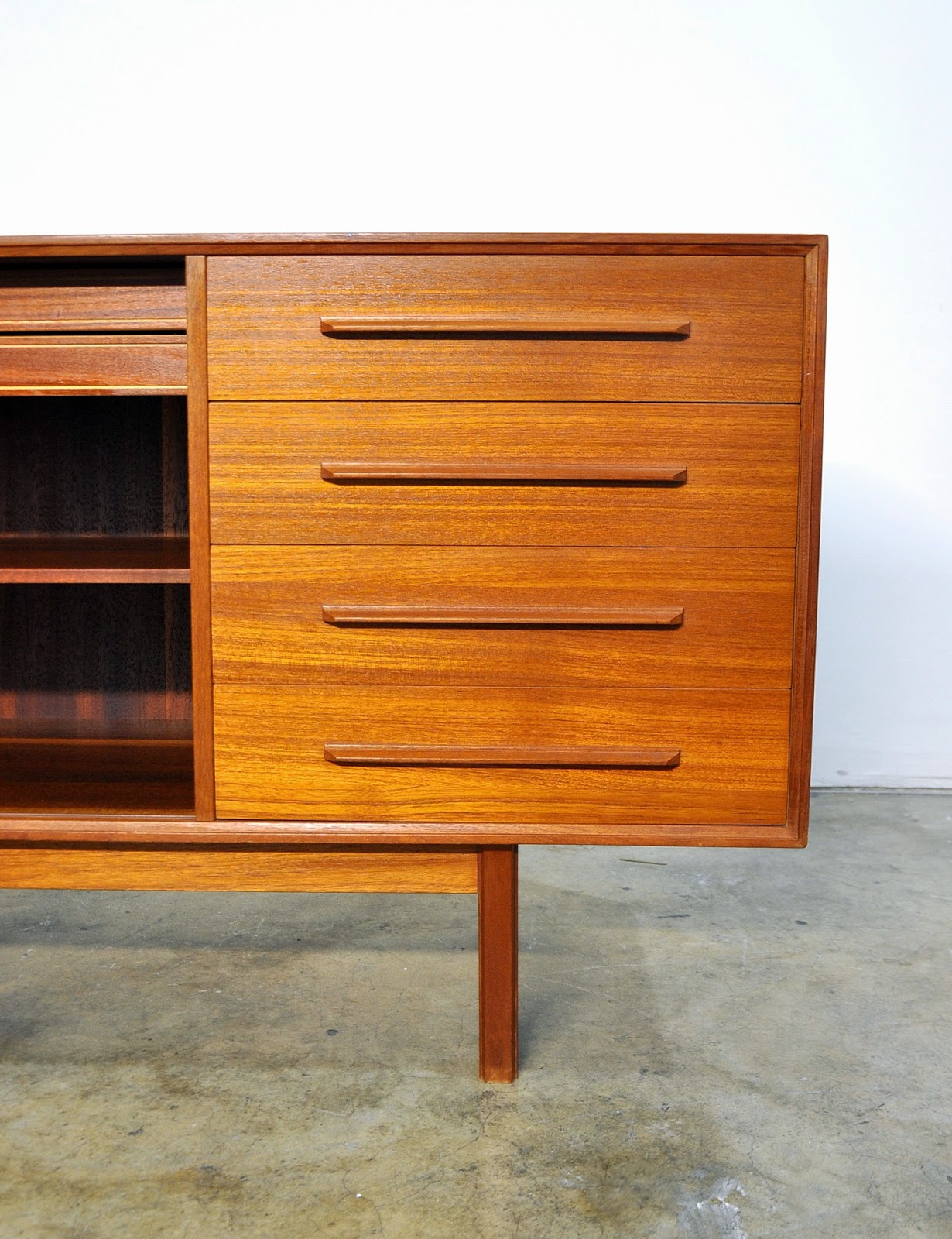 SELECT MODERN Dyrlund Teak Credenza, Bar, Sideboard, Buffet with Hutch or Media Console