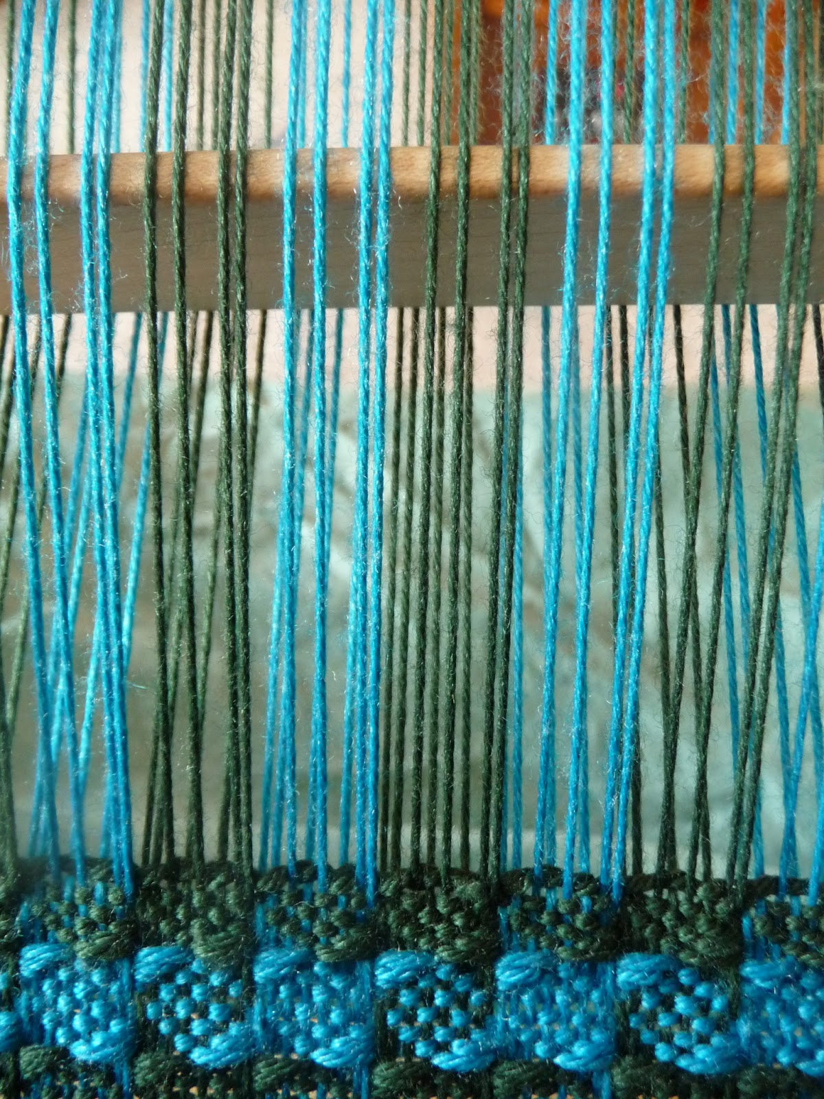 FarmNana's Fiber Frenzy Rigid Heddle 8shaft Pinwheel Weave!