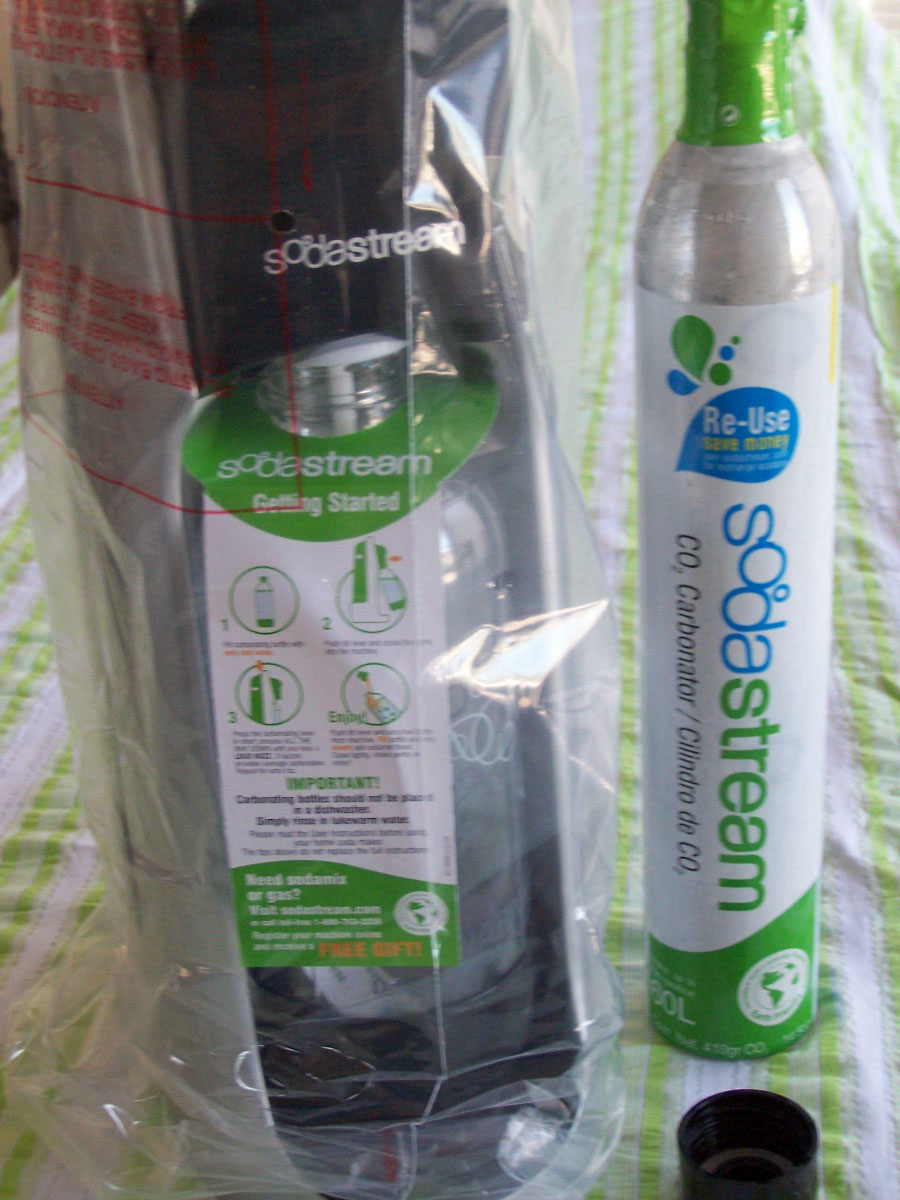Soda Stream Jet Sparkling SodaStream Fizzy Drink with Bottle
