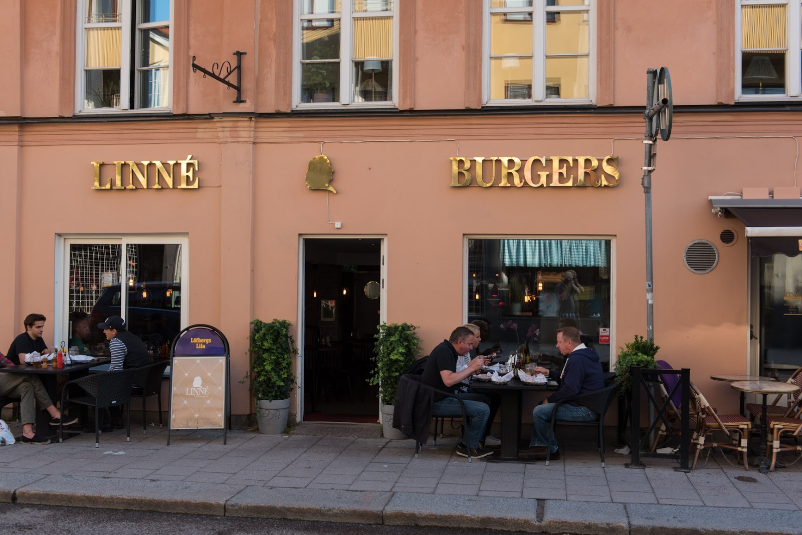 Nya utmanare om Uppsalas bästa burgare och öl Portersteken