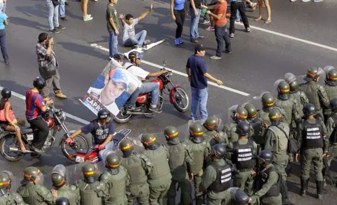 DISTURBIOS SOCIALES EN VENEZUELA disturbios sociales en venezuela: