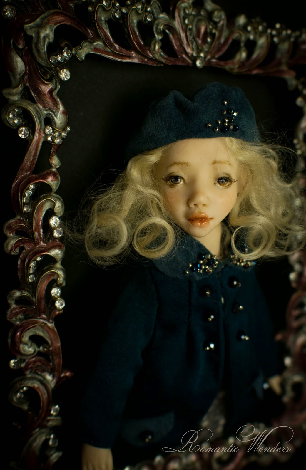 Romantic Wonders.................... ''Noel'' Handmade polymer clay BJ