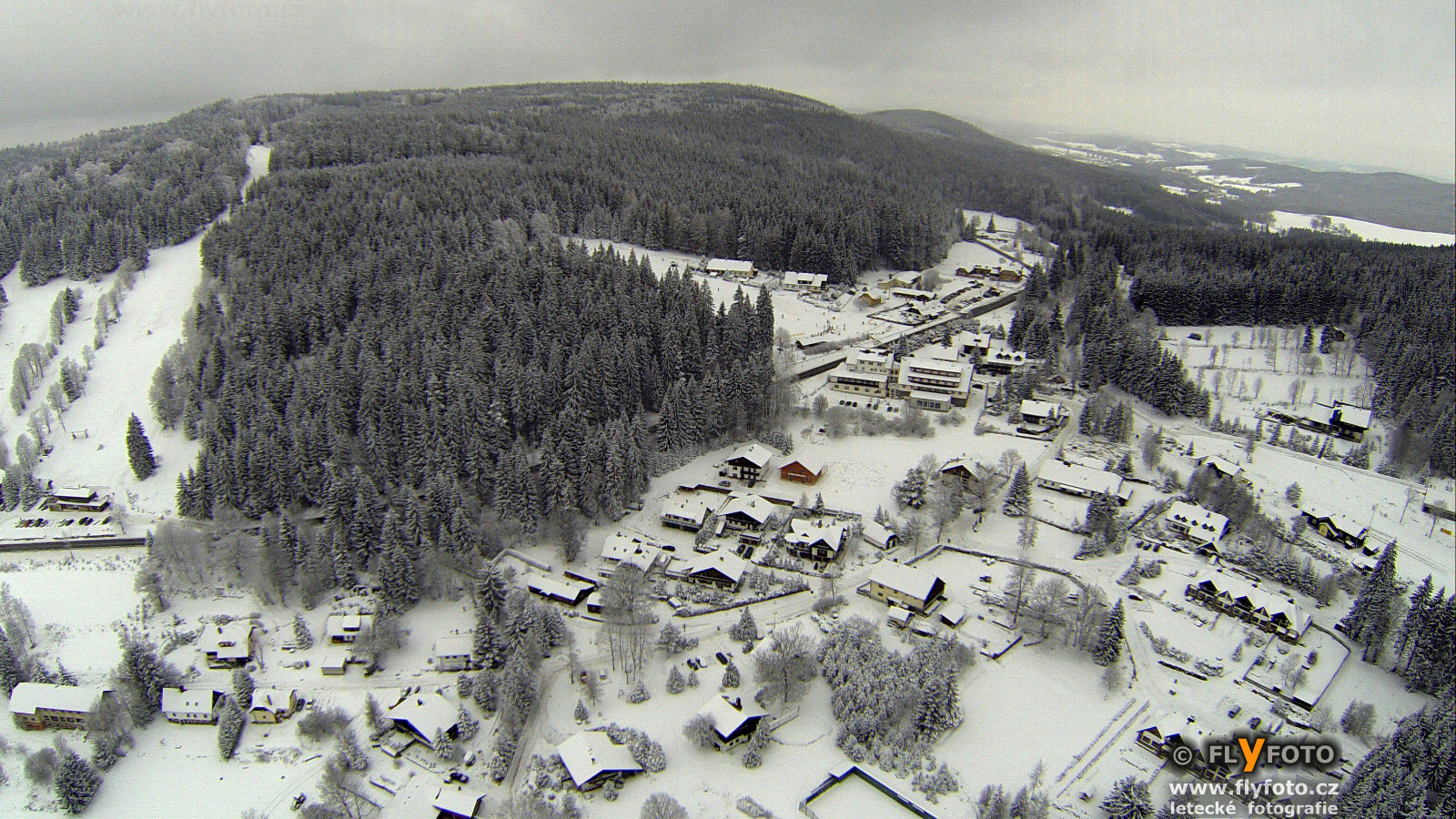 FLyFOTO letecká fotografie a video Kubova Huť