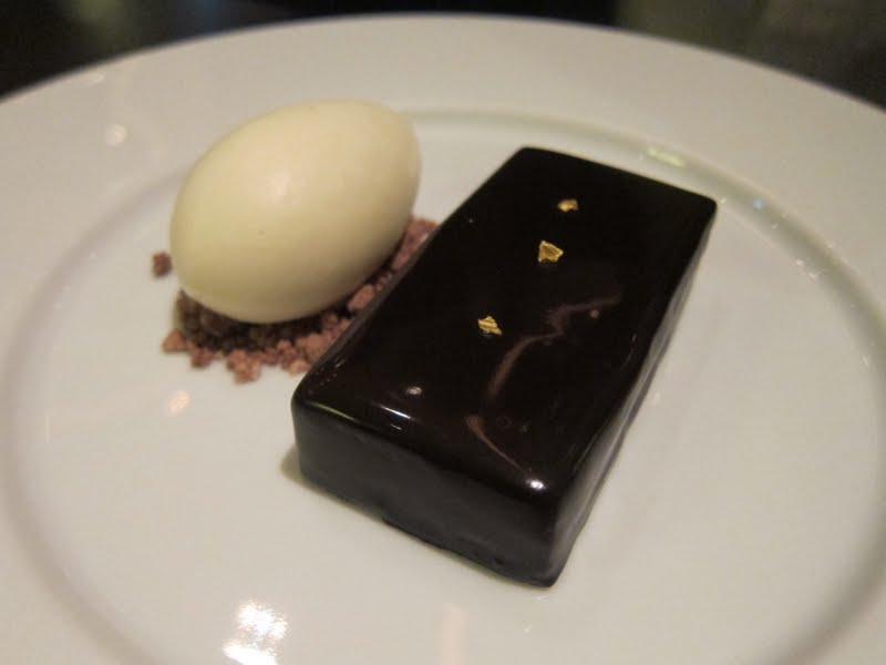Nux Chocolate Bar