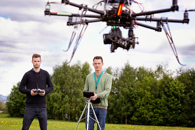 external image Drone%2Bgiovani.jpg