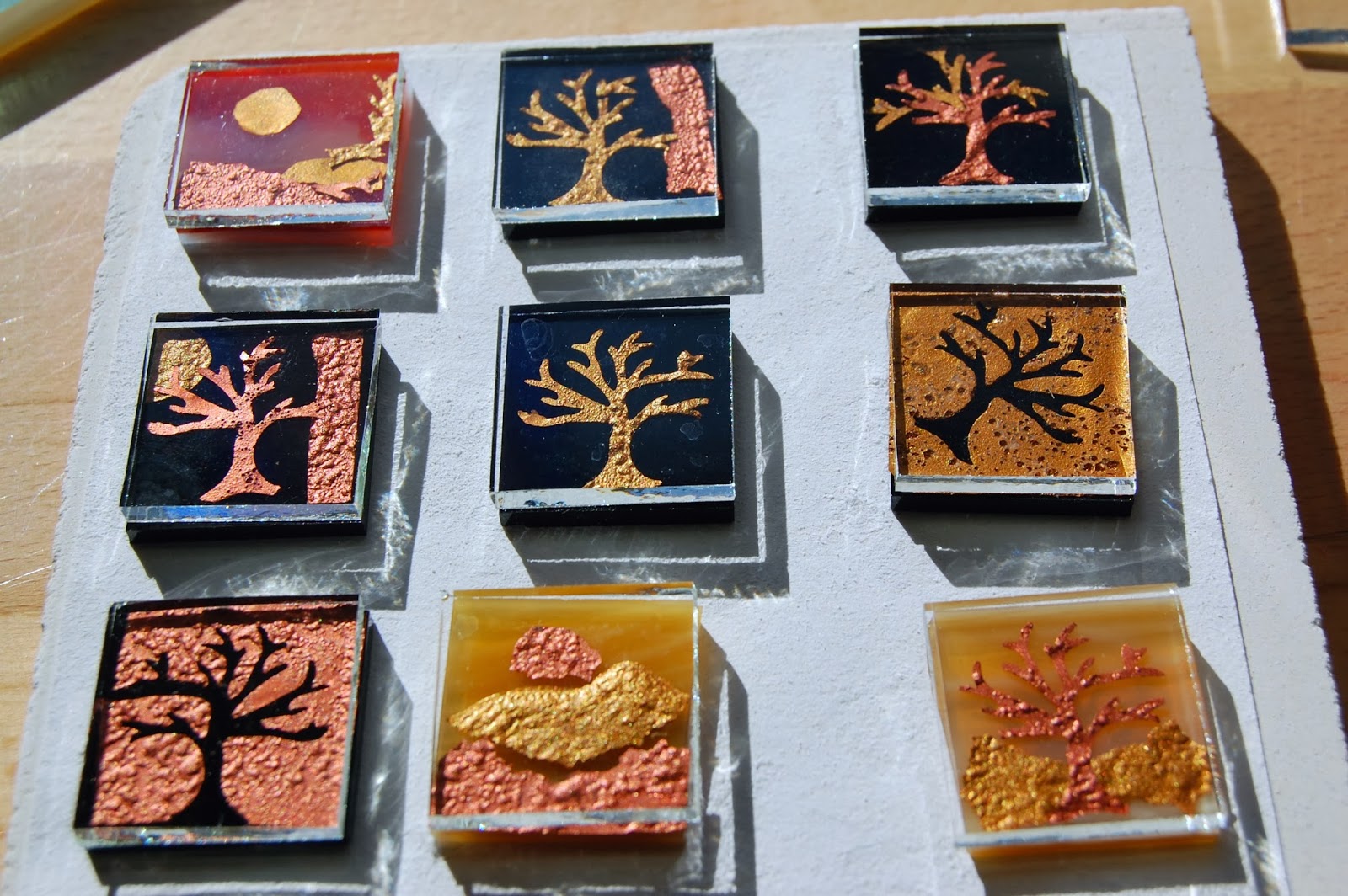 Experimenting with FlexiGlass Medium and Mica