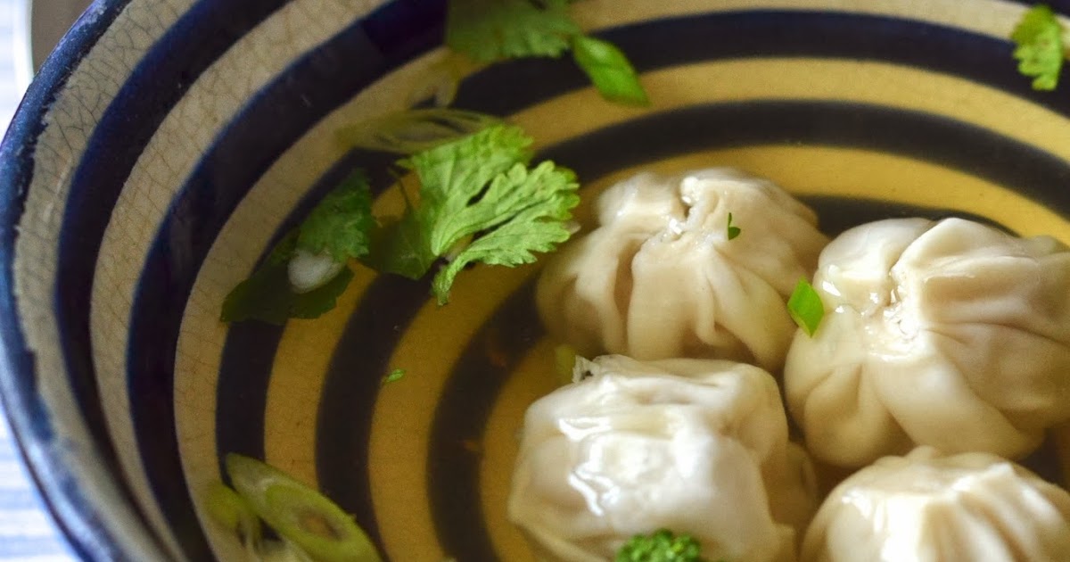 Simple comme un bouillon aux raviolis asiatiques