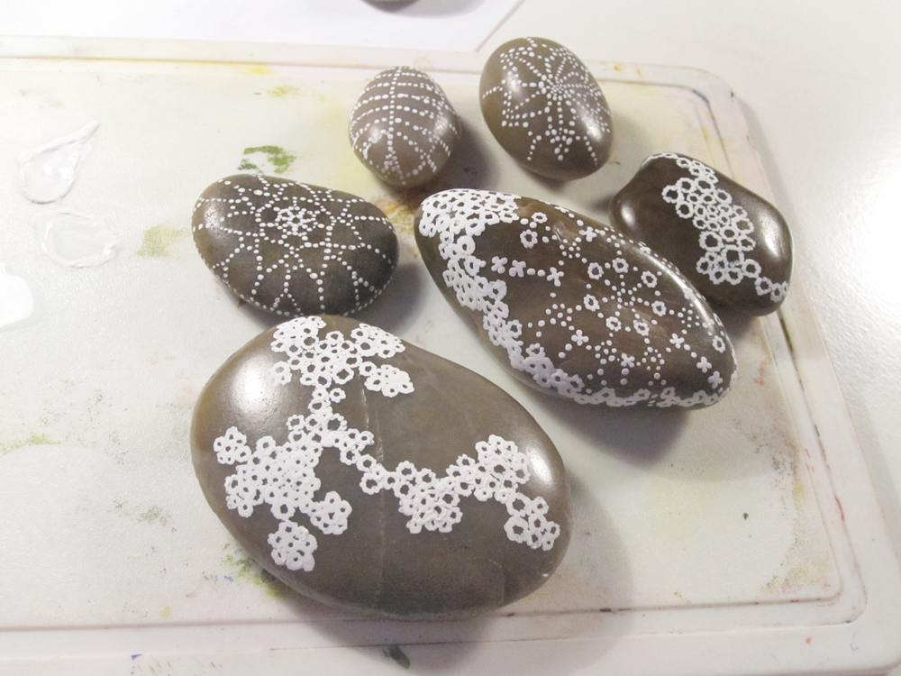 Painted Lace Rocks Tutorial Behind