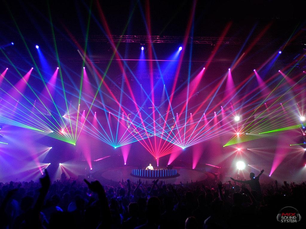 http://4.bp.blogspot.com/-NWBKJTnULWM/T9KXtZnrlfI/AAAAAAAACRg/8hrbus8mlwg/s1600/Tiesto-HD-Wallpapers3.jpg