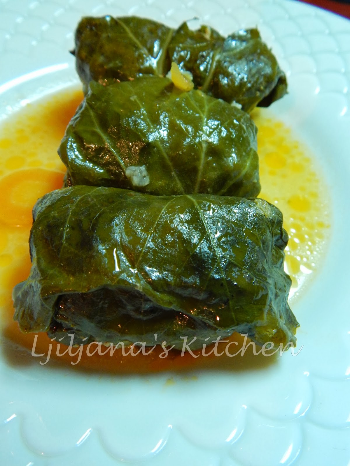 LJILJANA'S KITCHEN: SARMA U RAŠTICI
