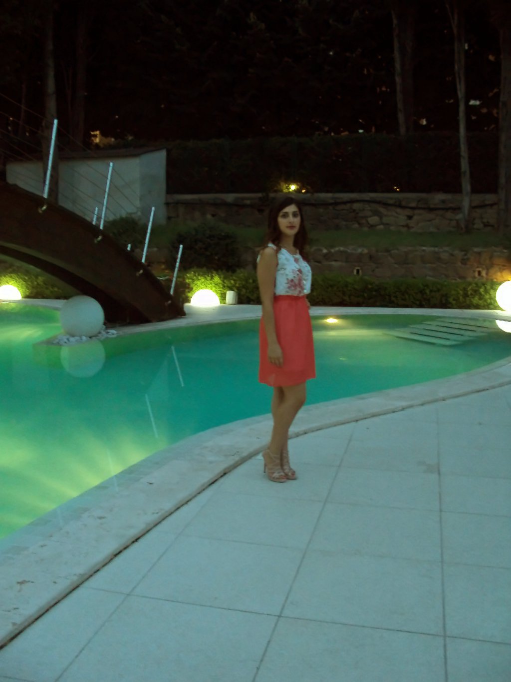 outfit festa in piscina sera