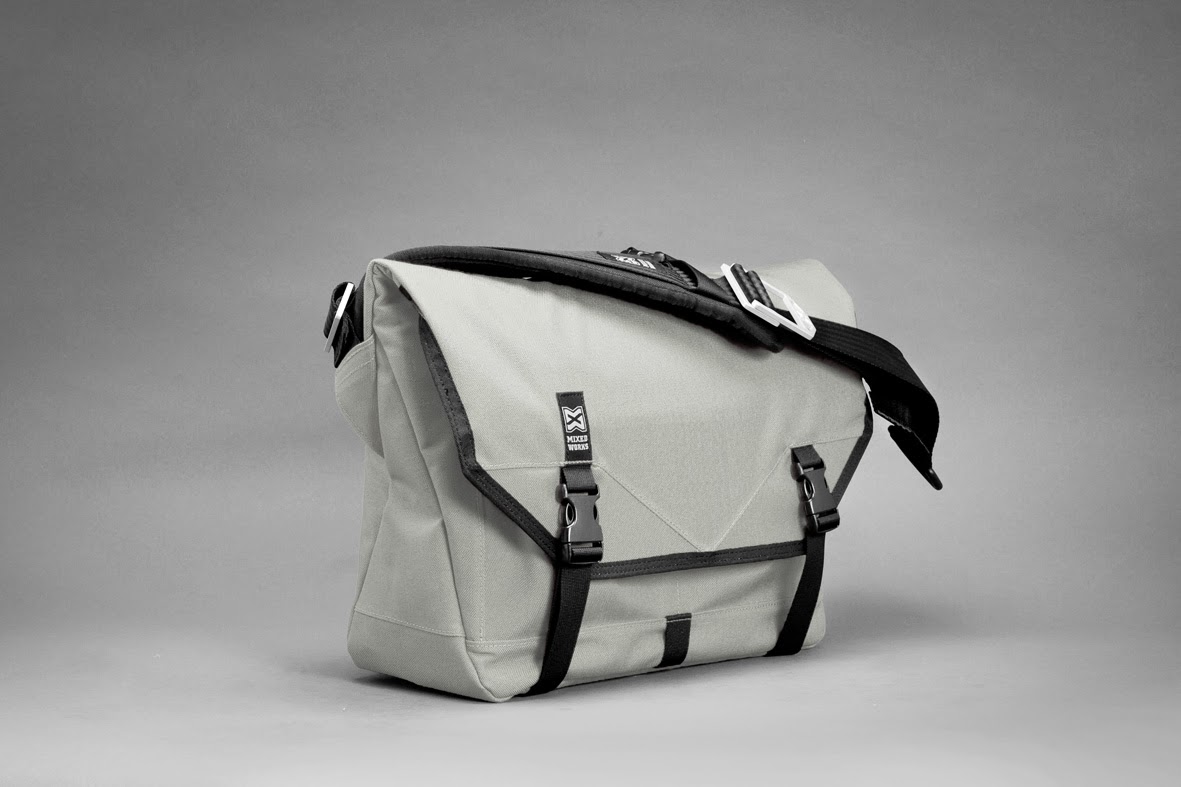 sling bag hawk