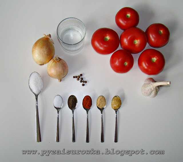 Domowy ketchup z pomidorów - składniki