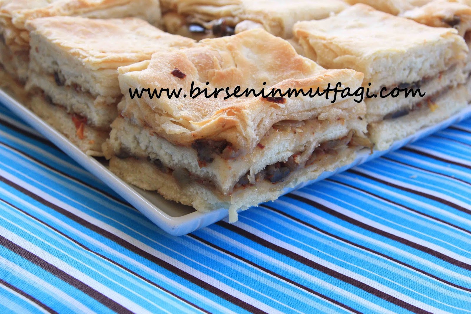 Patlıcanlı Börek Tarifi – videolu tarifler – Yemek Tarifleri Patlıcanlı Börek Tarifi – videolu tarifler – Yemek Tarifleri