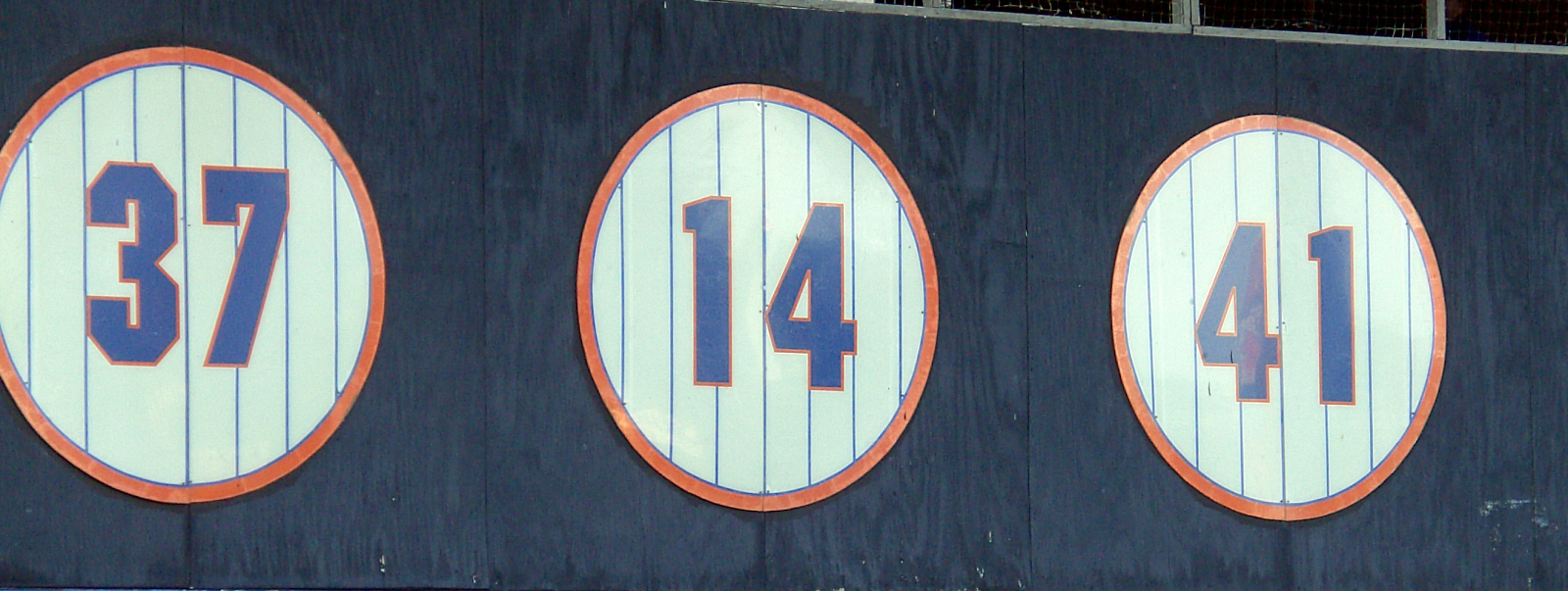 centerfield maz Remembering Mets History (1988) Mets Retire Tom