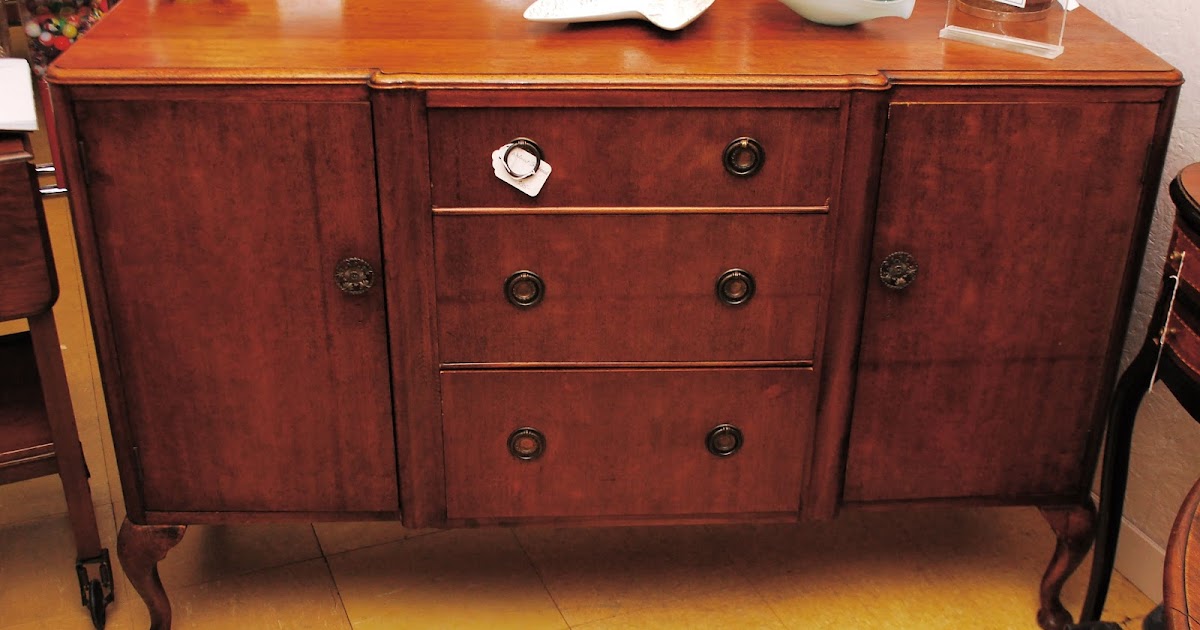Tribute 20th Decor: Antique Buffet