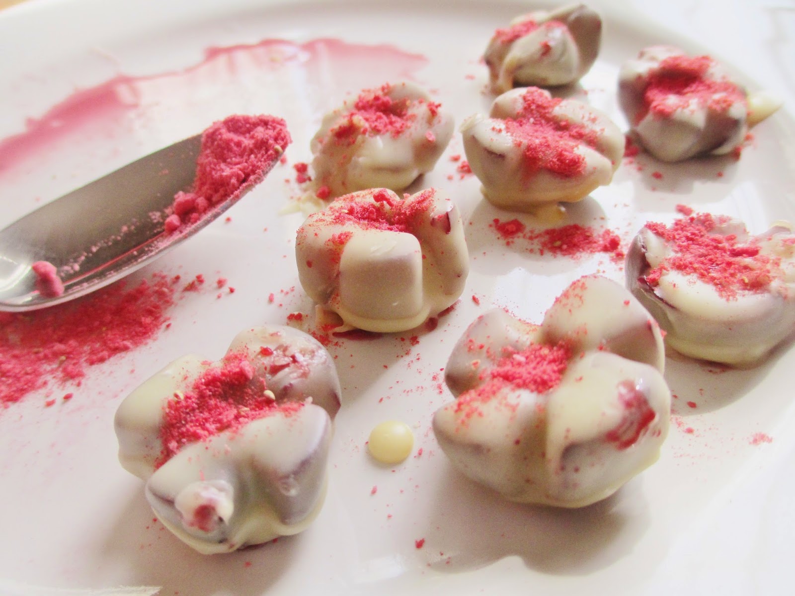 Rawdorable White ChocolateCovered Cherry Blossoms