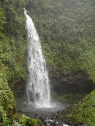 7 Air Terjun Tertinggi Di Indonesia