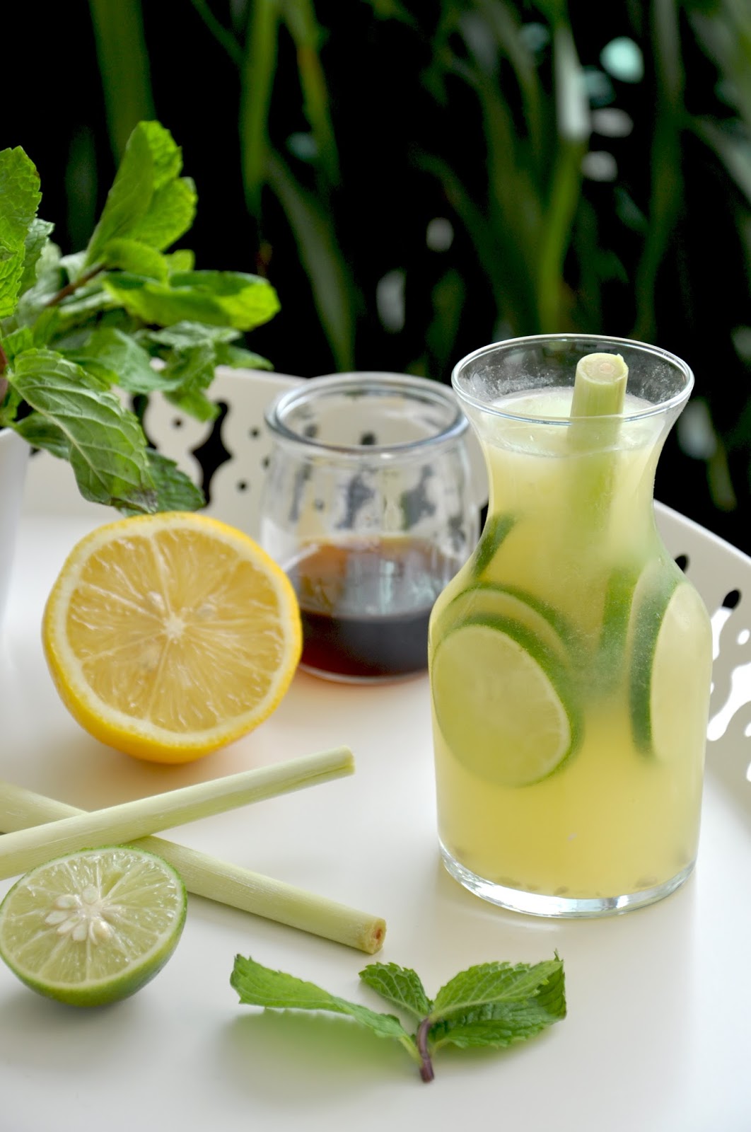Refreshing Lemon-Lime Popsicles photo Refreshing Lemon-Lime Popsicles foto