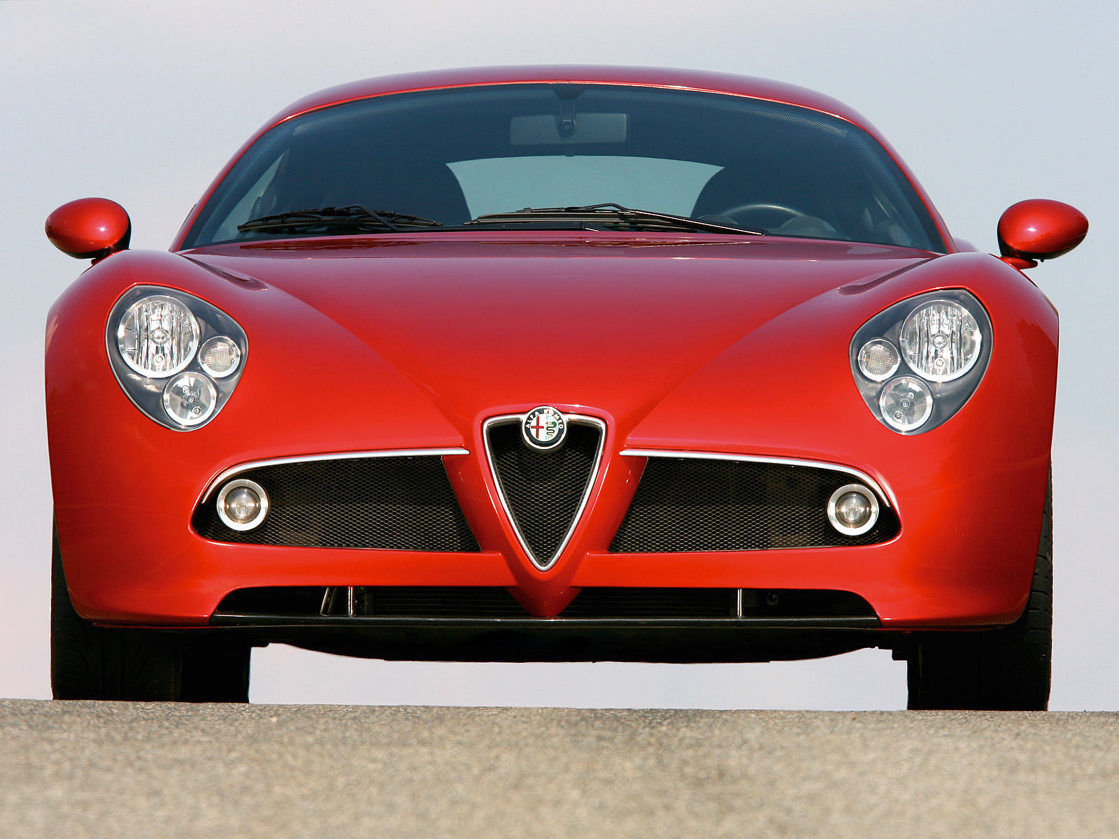 http://4.bp.blogspot.com/-N_q7kvMJbSI/Tr3Syj_b8KI/AAAAAAAAD2A/L5dE1T6kTjA/s1600/2007_ALFA-ROMEO-8C-Competizione_car-desktop-wallpaper_06.jpg