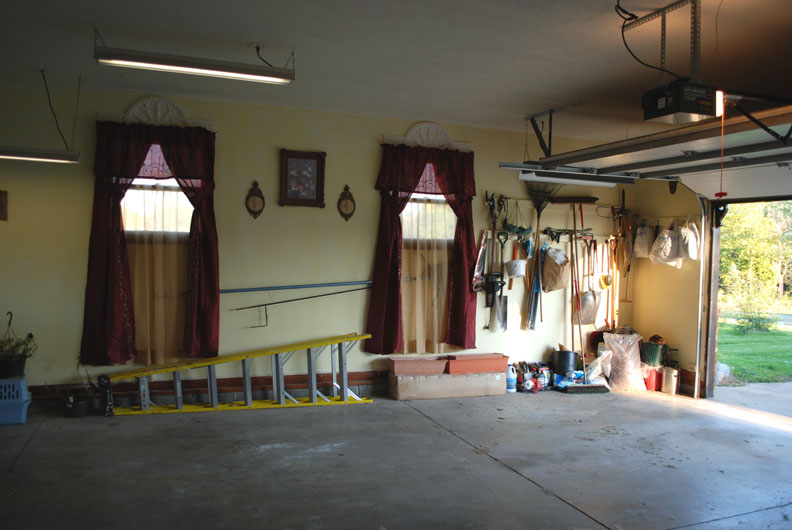 Michelle Robison's Studio,art and jewels Beautiful private country