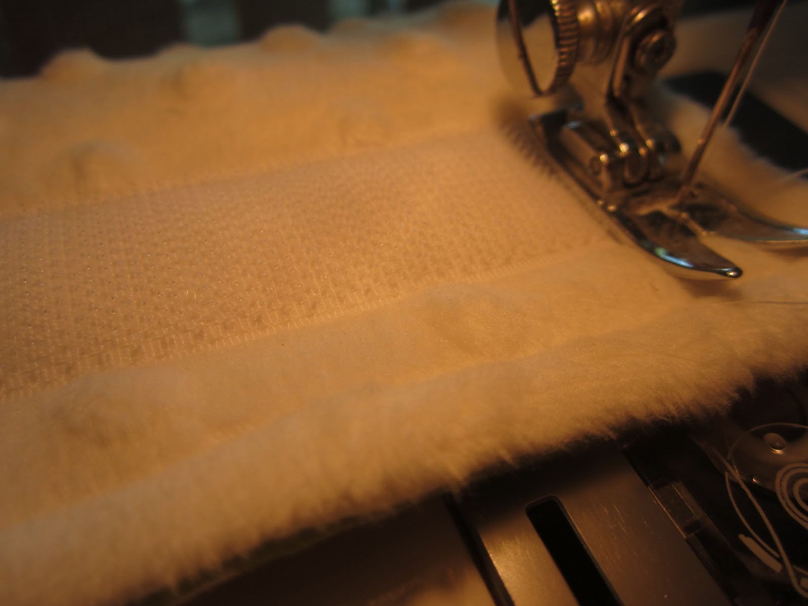 On Rainy Days in Hawaii TUTORIAL Reversible Car Seat Strap Covers