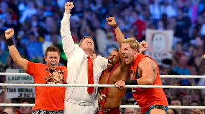 team de johnny gana el combate y gana raw