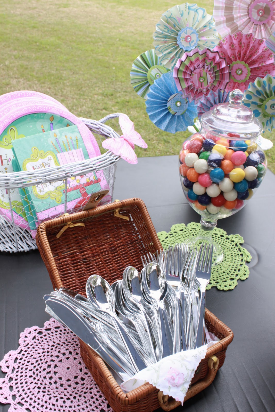 My little cottage in the making A VINTAGE PICNIC BIRTHDAY PARTY