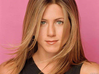 Jennifer Aniston Biography and Photos - Girls Idols 