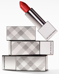 Burberry launches Burberry Kisses lipstick collection
