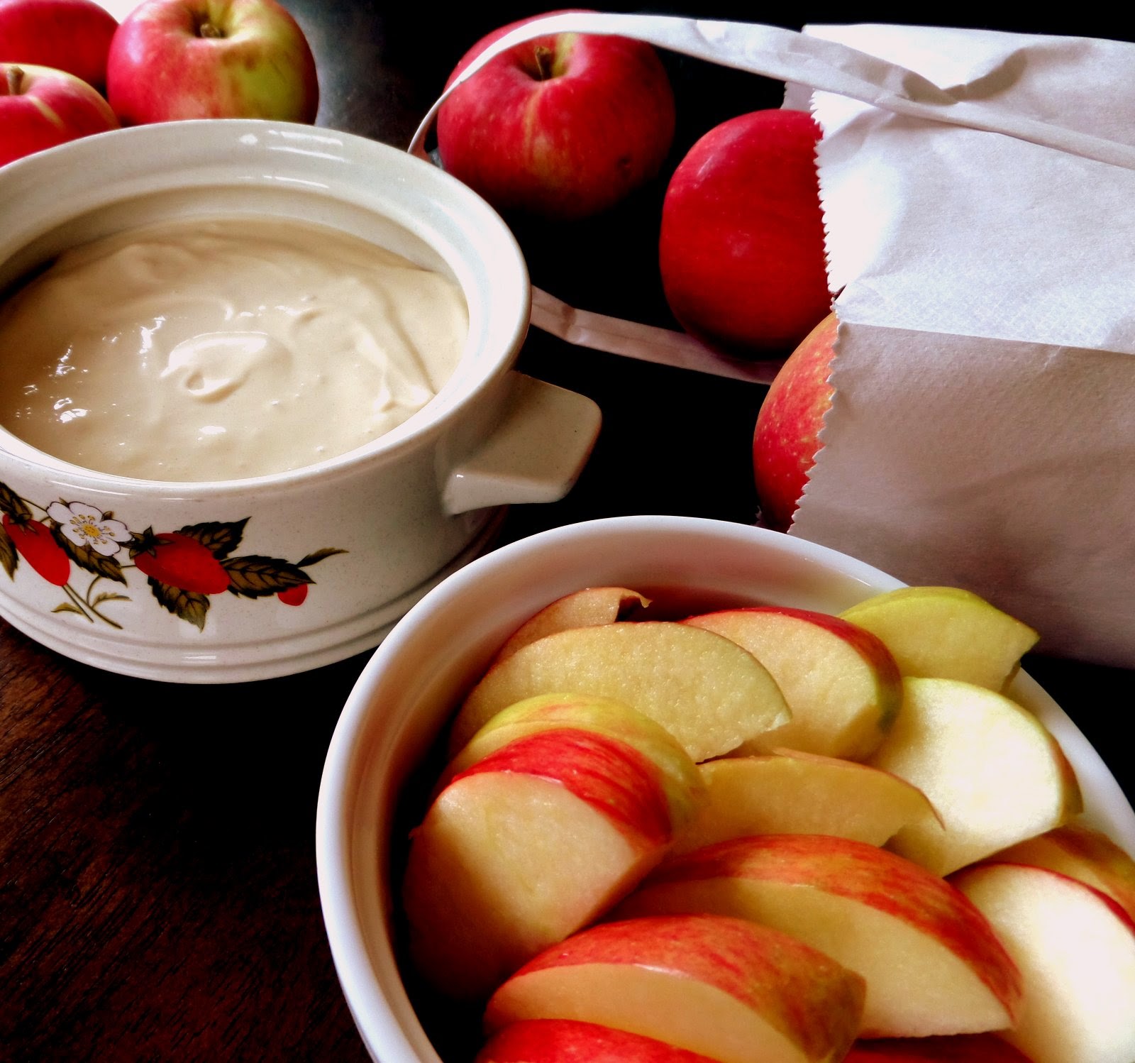 Becki Melvie Creamy Caramel Fruit Dip