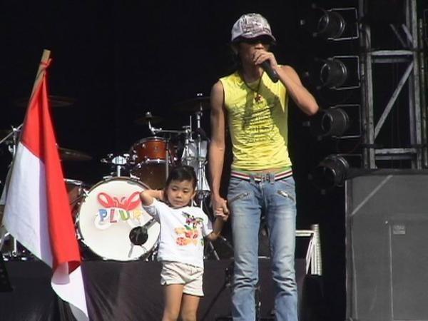 Gambar Wallpaper Graffiti Slank Band Indo