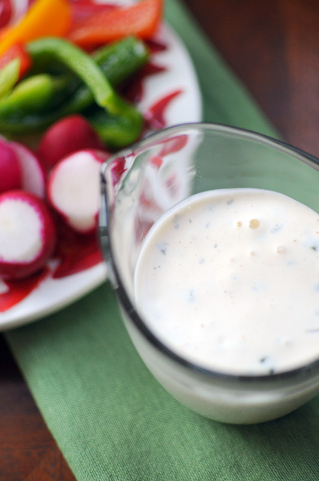 Dishing up Delicious Buttermilk Ranch Dressing