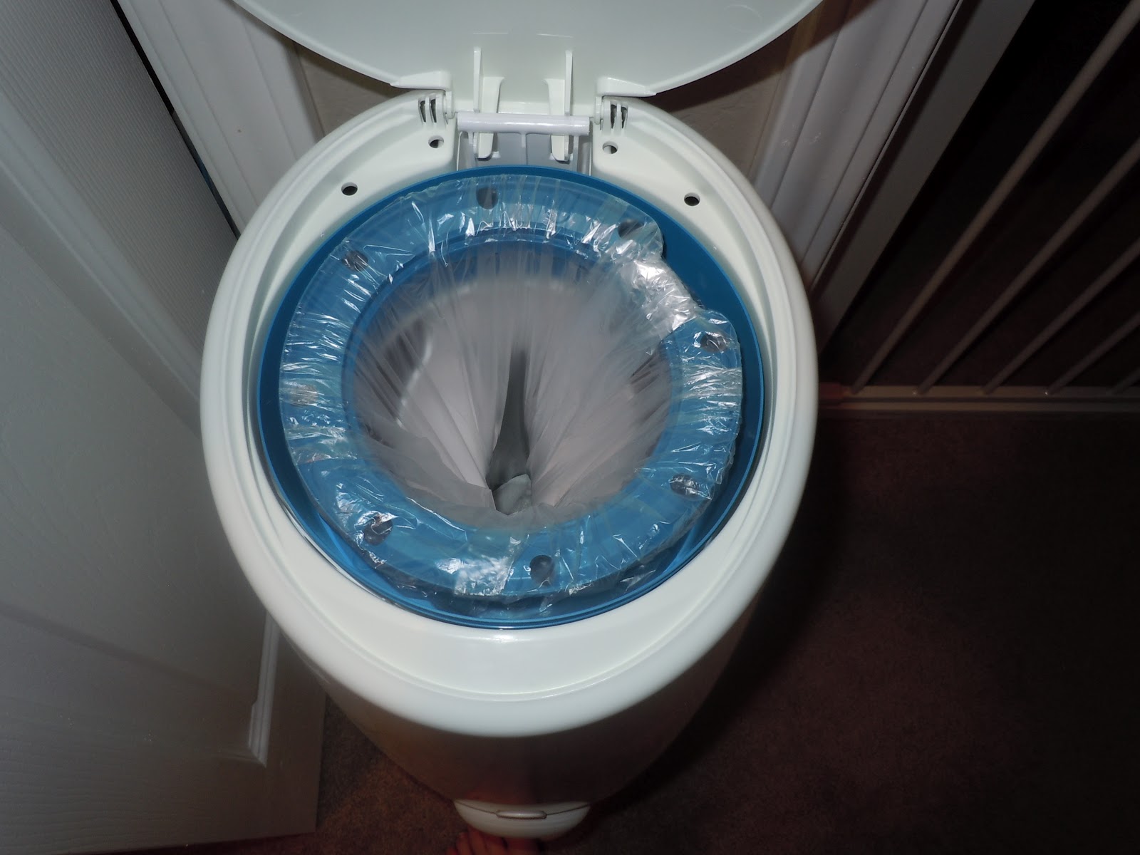 Squishy's Mama How to Use a Diaper Genie II Without Buying Refills