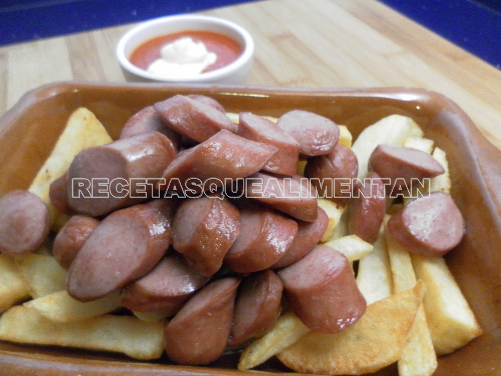 Salchipapas Peruanas
