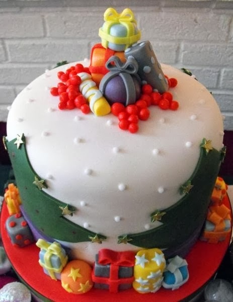 wonderland christmas cake decorating ideas christmas around the world tree topper
