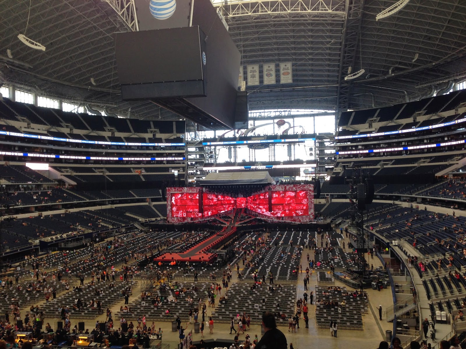OMGLITZY One Direction Concert Dallas 2014