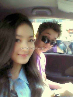 Poto Natasha Dengan Stefan Di dalam mobil- Poto Natasha Dengan Stefan Di dalam mobil-