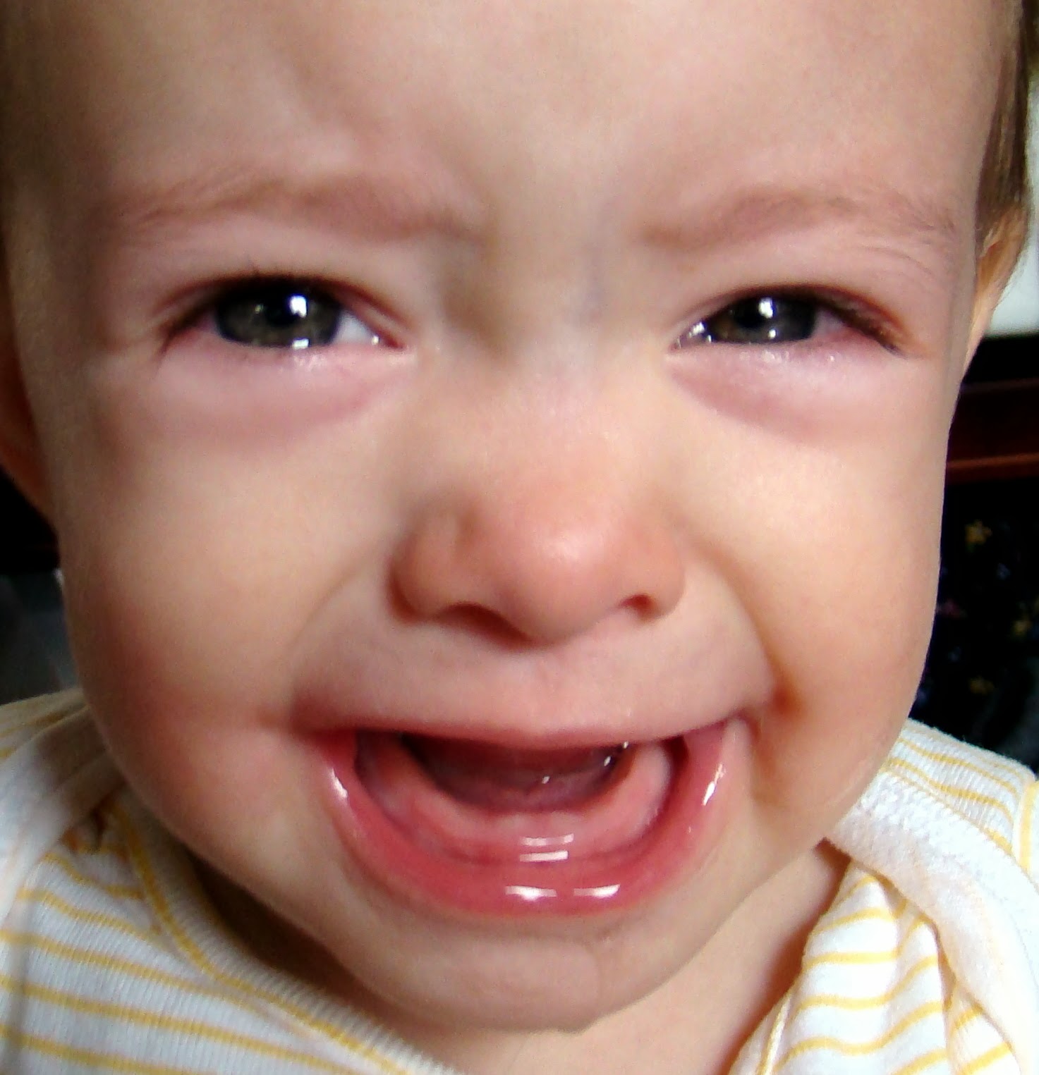 Ask.DentistMY 牙牙学医 Ask.Dentist 牙牙学医：When do your baby start to get teeth?