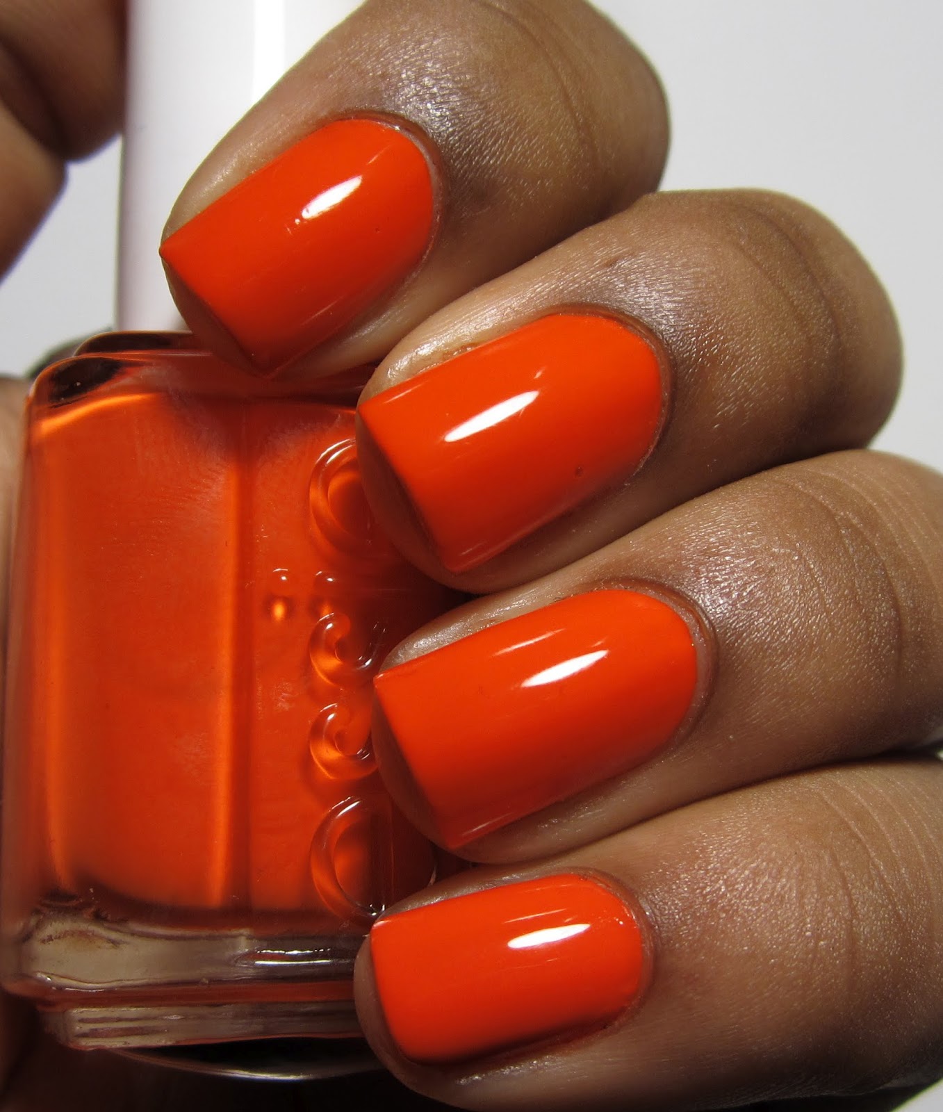 Addicted to Polish Essie Orange, It's Obvious!