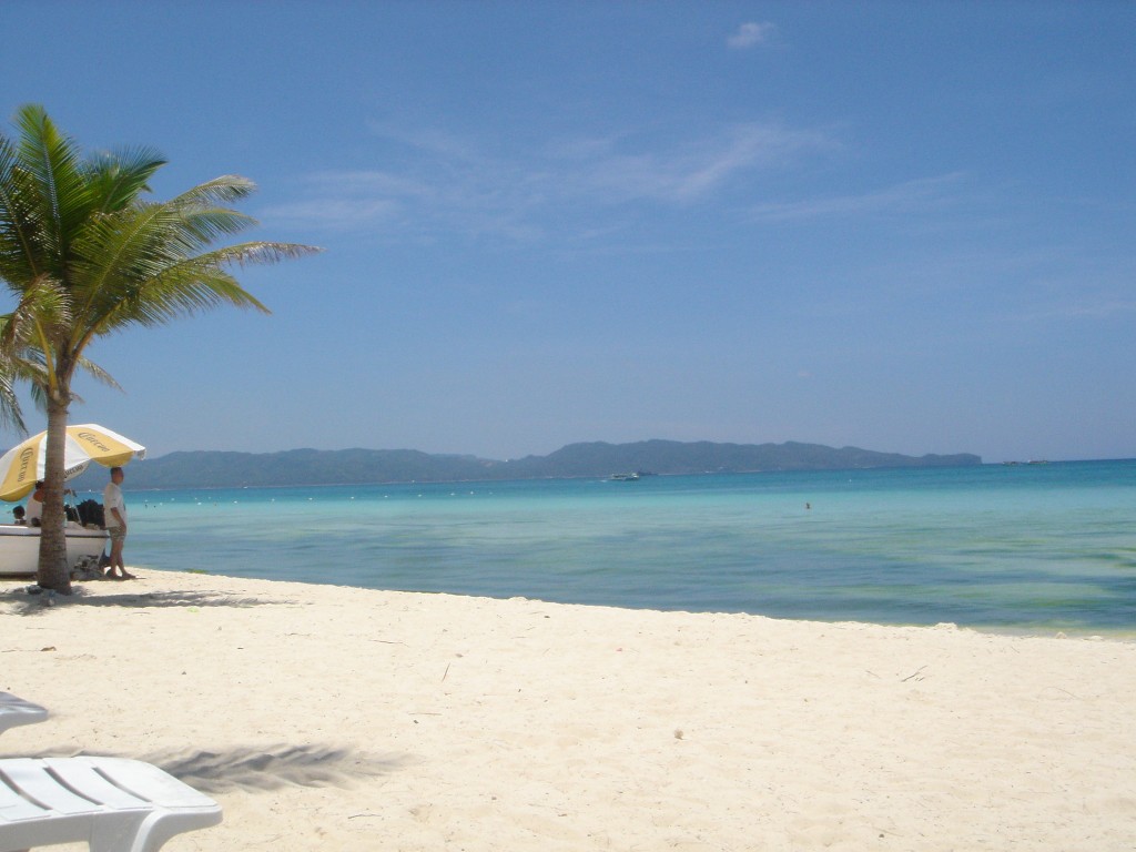http://4.bp.blogspot.com/-NkXpRqxvAvc/T7z1alaqQ5I/AAAAAAAABko/aDpnUh6gXtE/s1600/most-beautiful-beaches-in-the-world-Boracay-Philippines-1024x768.jpg