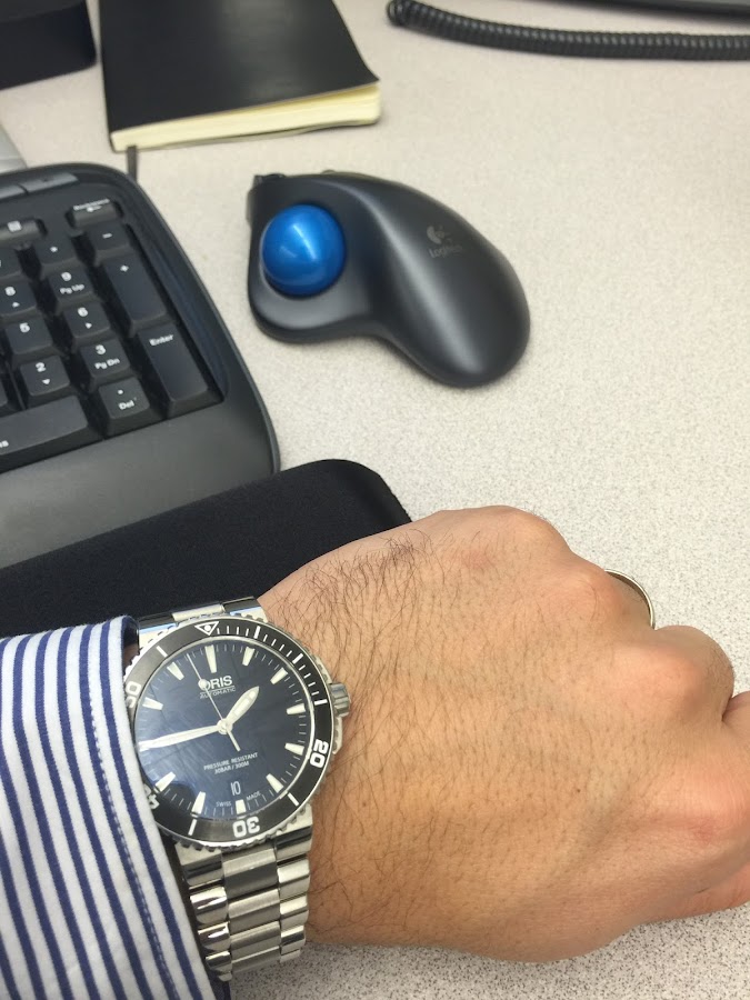 oris aquis date 40mm