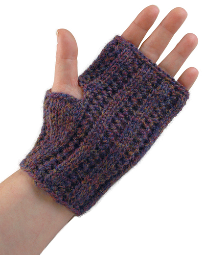 Miss Julias Patterns: More Free Patterns for Wristlets & Arm Warmers...