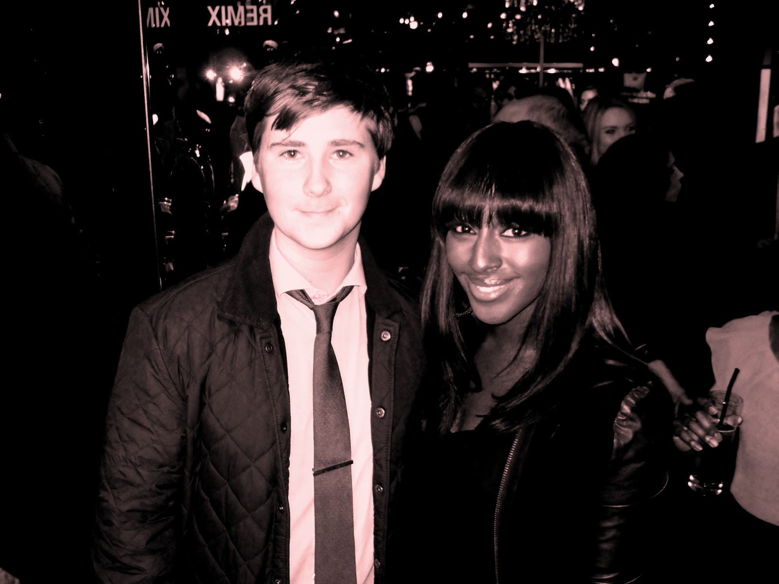 http://4.bp.blogspot.com/-NmcT4KZq3ac/TZnUdyXJYeI/AAAAAAAAAPI/O5XYxbDUAvQ/s1600/Alexandra%2BBurke.jpg
