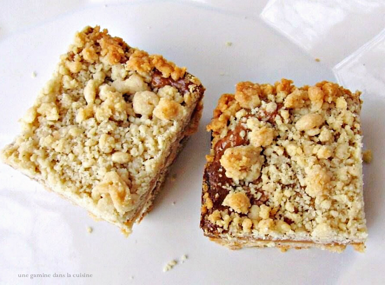 caramel crumb bars | une gamine dans la cuisine caramel crumb bars | une gamine dans la cuisine